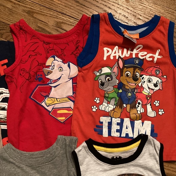 Pack of 2/3 tops. 7 tanks and 2 tees. - Picture 2 of 4